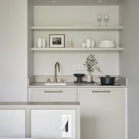 Boutique Benedict Hotel