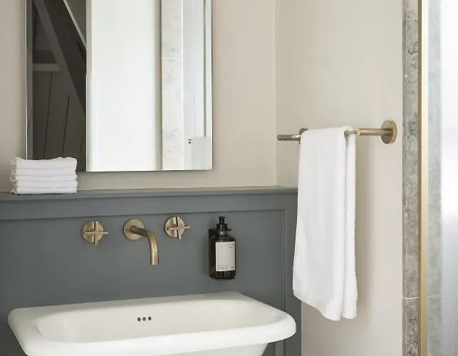 Boutique Benedict Нордвейк-ан-Зее