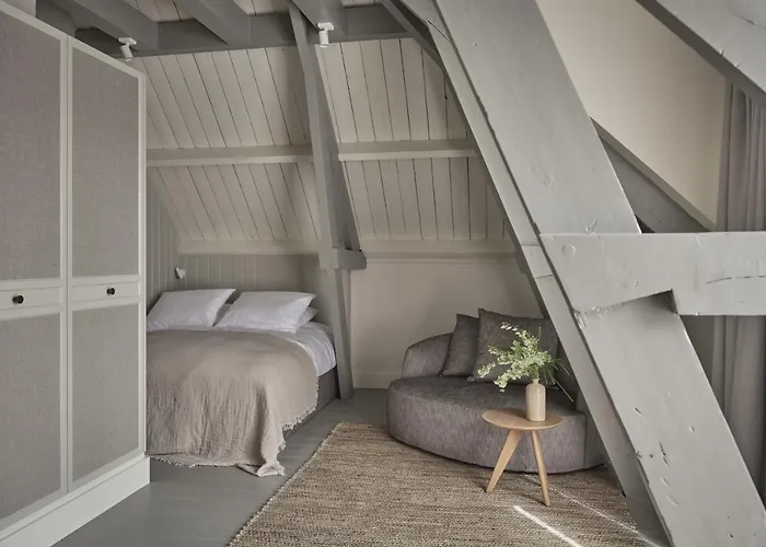 Boutique Benedict 5* Нордвейк-ан-Зее